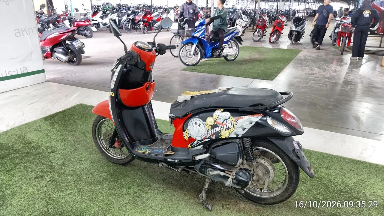 Honda Scoopy – 6