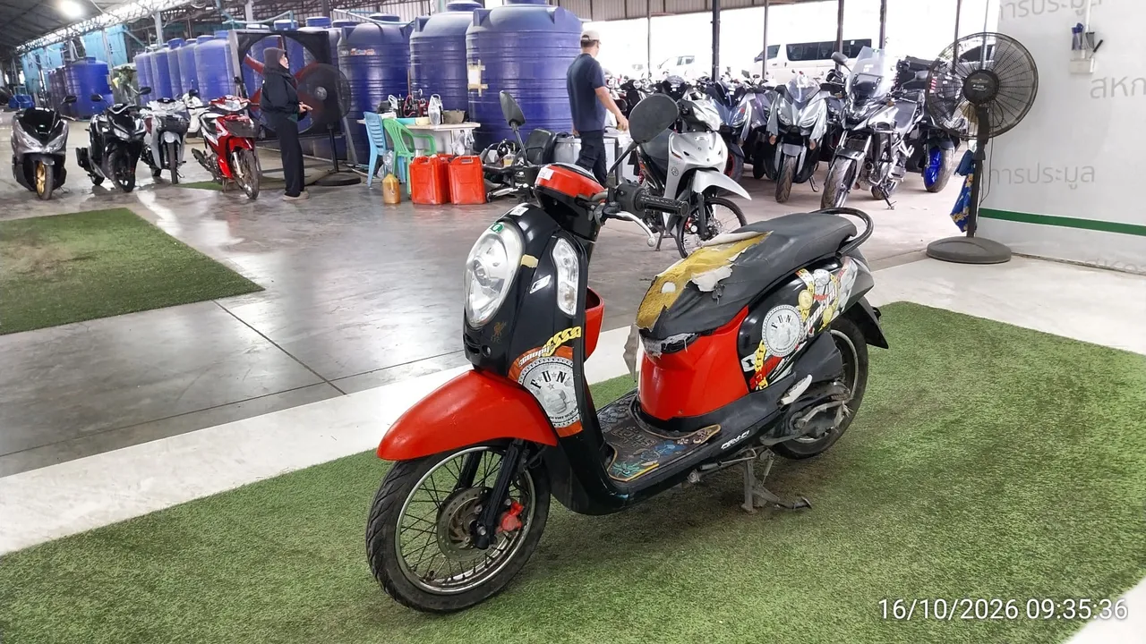 Honda Scoopy – 8