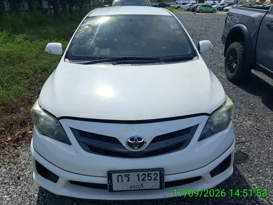 2013 Toyota Corolla Altis – 1