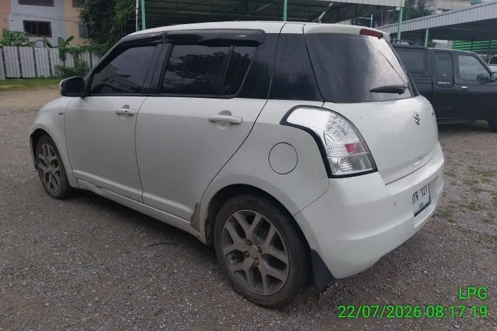 2010 Suzuki Swift – 4