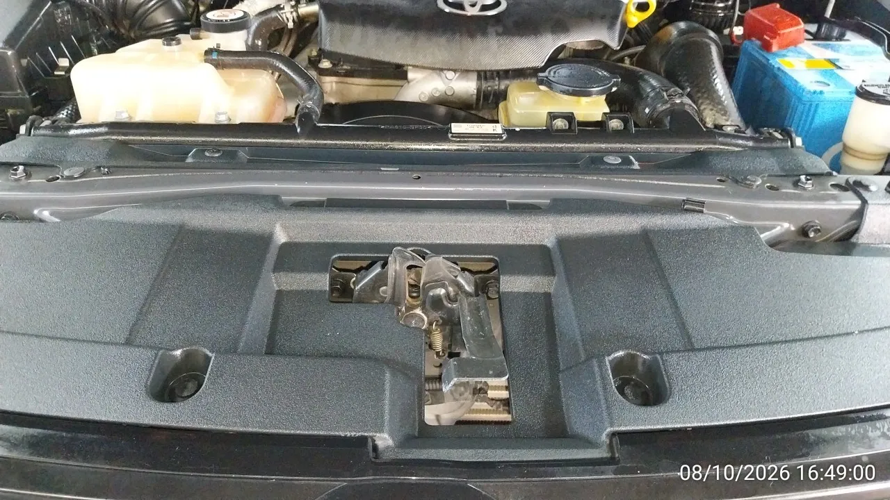 2020 Toyota Hilux Revo – 5