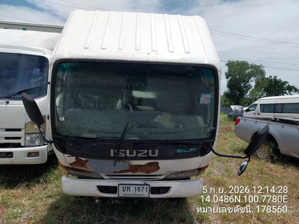 2009 Isuzu NMR – 1