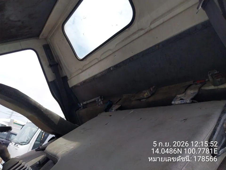2009 Isuzu NMR – 7