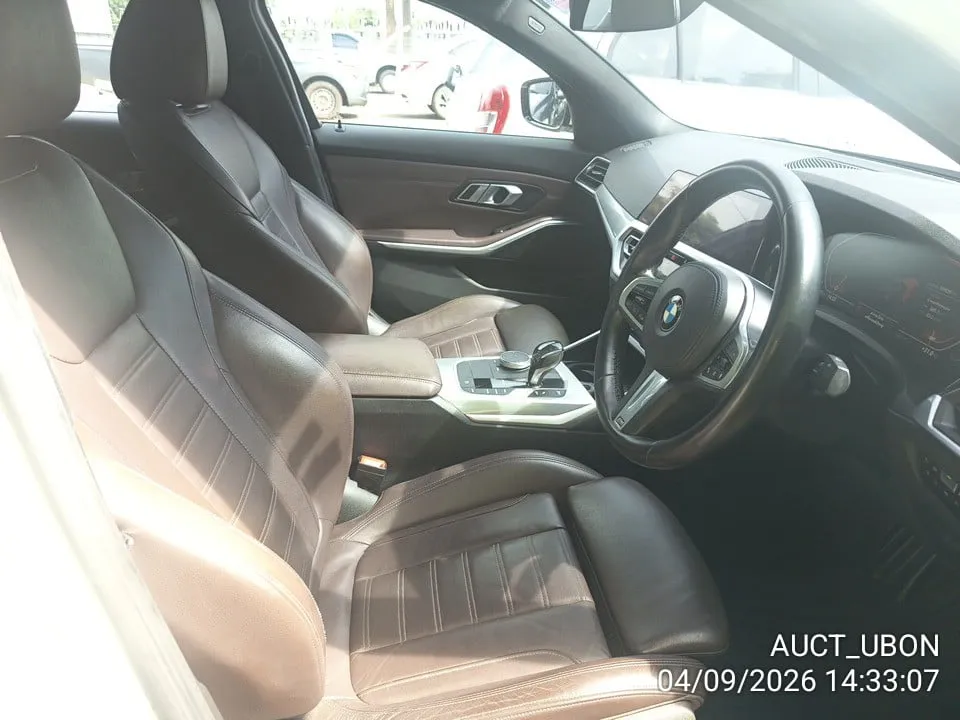 2020 BMW 3 Series – 12