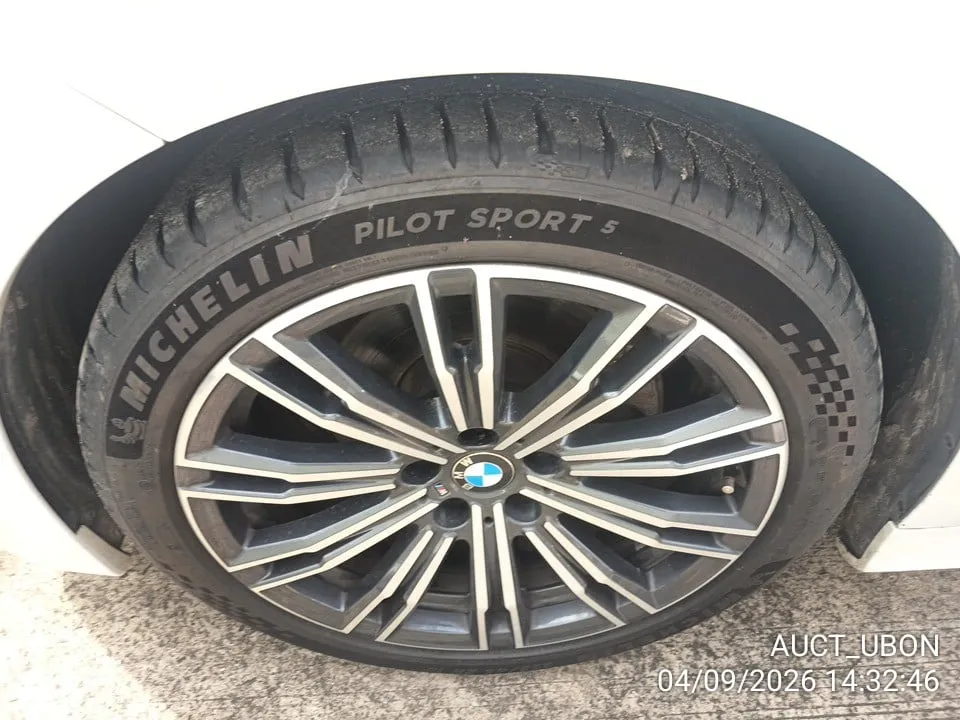 2020 BMW 3 Series – 8