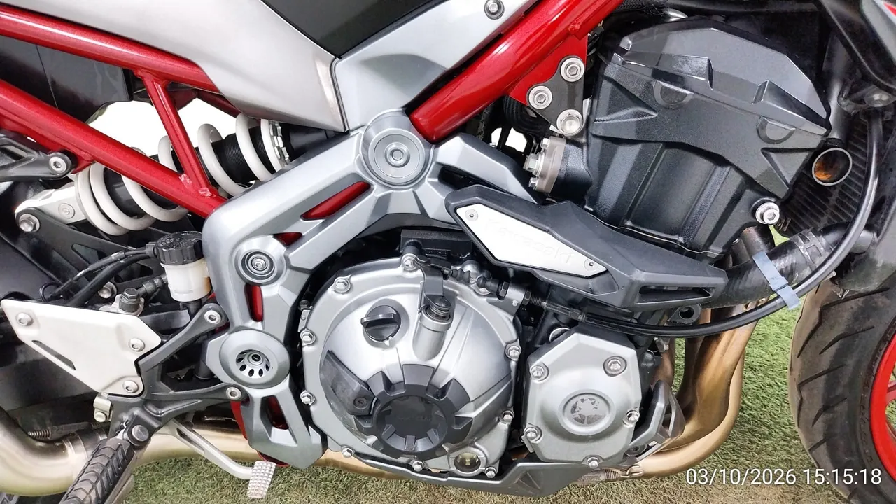 2017 Kawasaki Z900 – 11