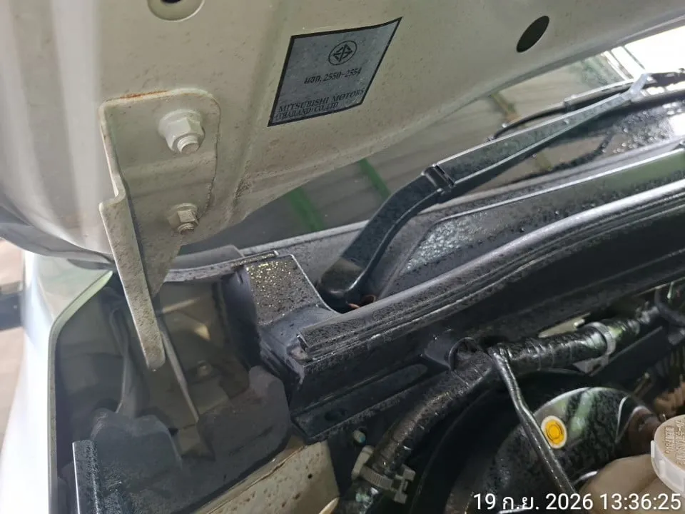 2016 Mitsubishi Pajero Sport – 7