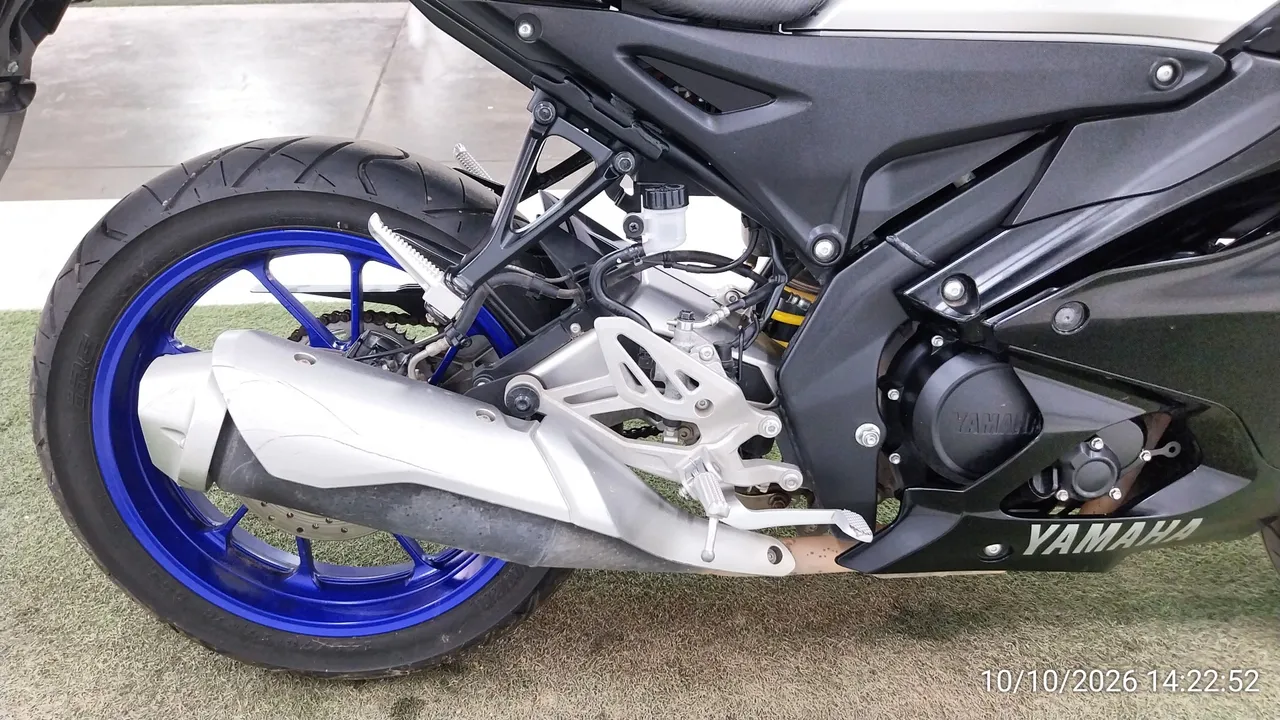 2025 Yamaha YZF-R15 – 11
