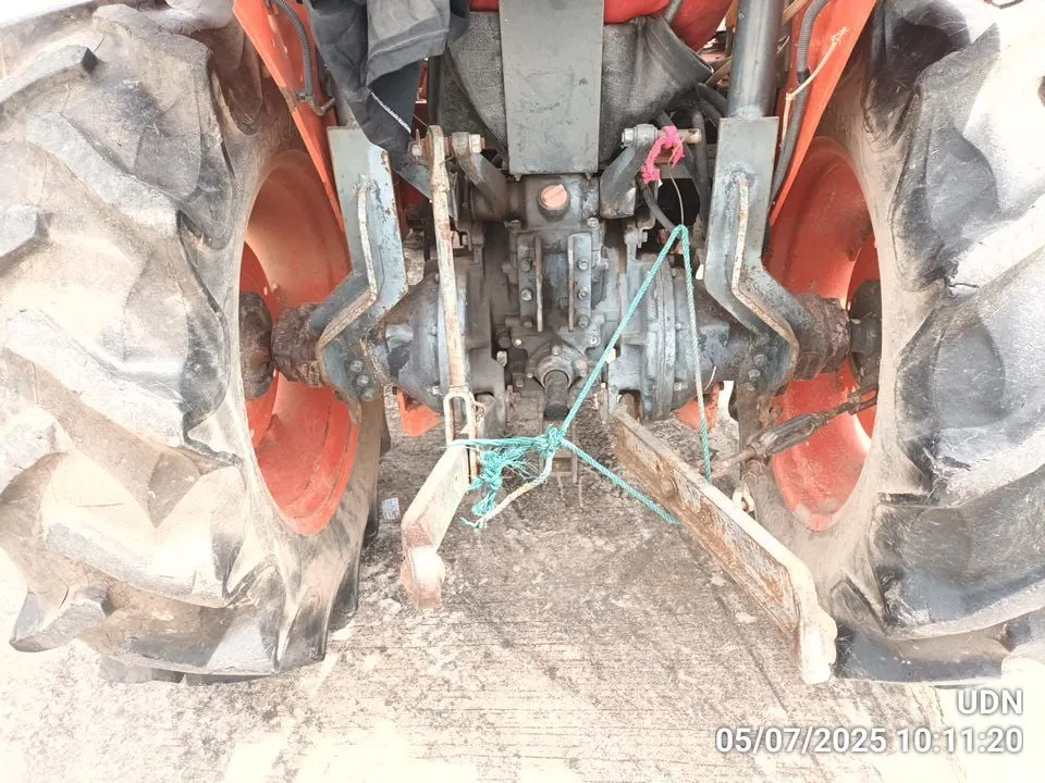 2008 Kubota L4508 – 8