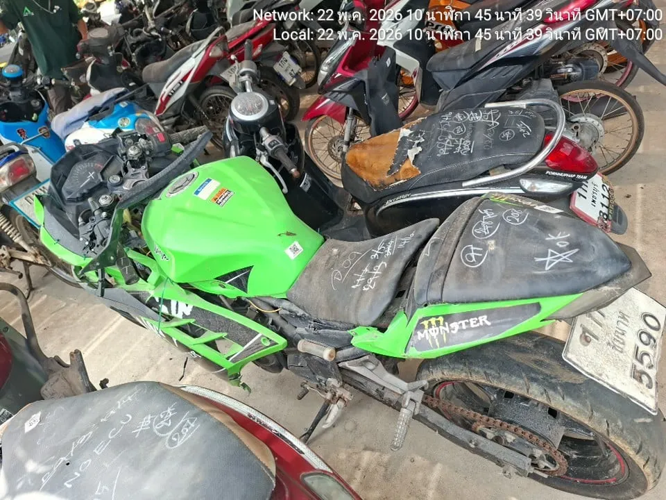 2013 Kawasaki Ninja 300 – 1