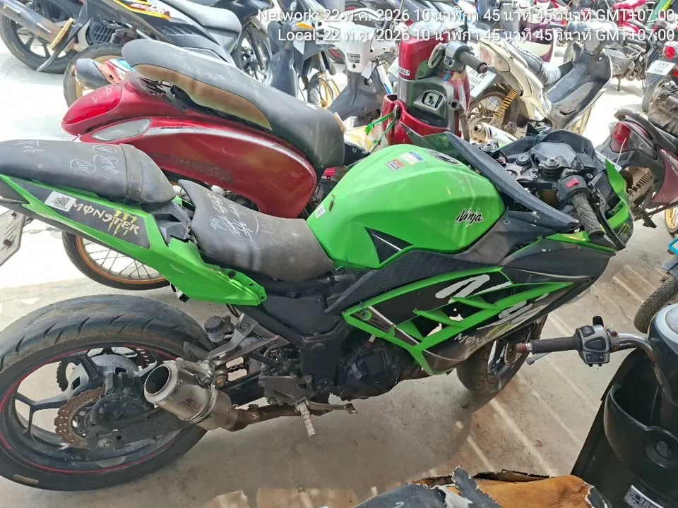 2013 Kawasaki Ninja 300 – 3