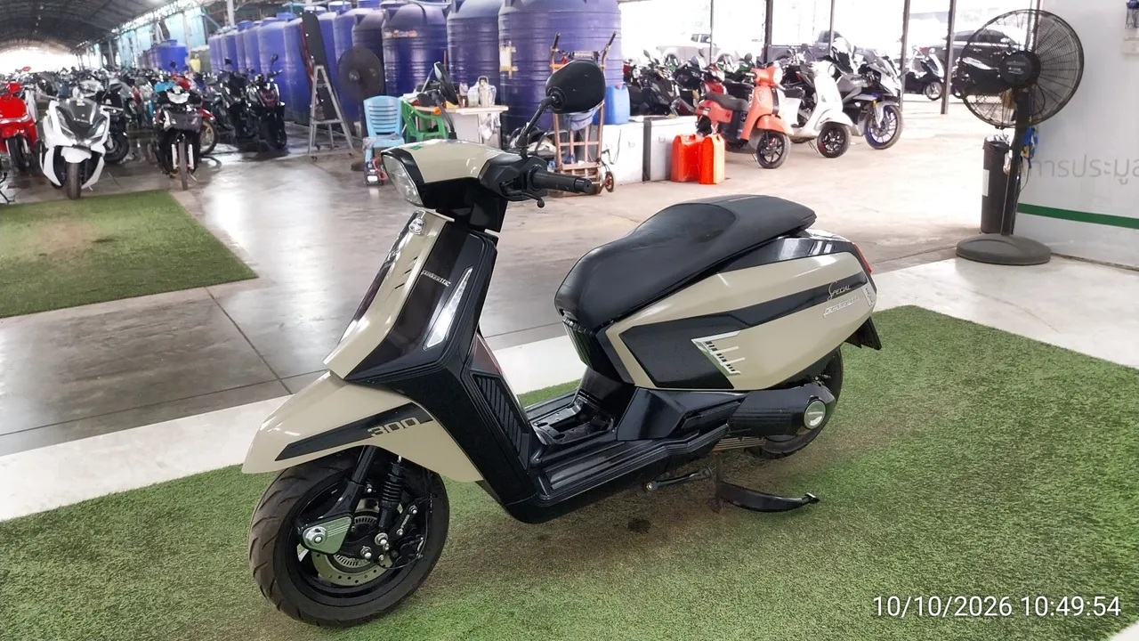 2024 Lambretta X300 – 8