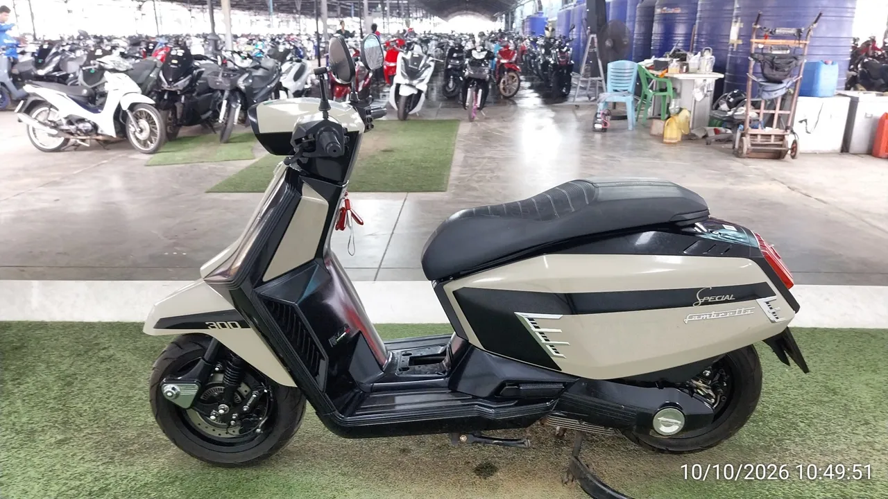 2024 Lambretta X300 – 7