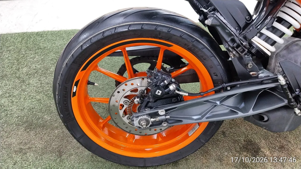 2021 KTM 200 Duke – 12