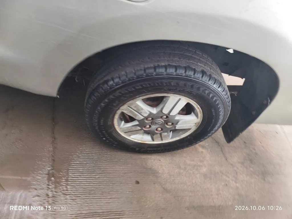 2007 Toyota Hilux Vigo – 9