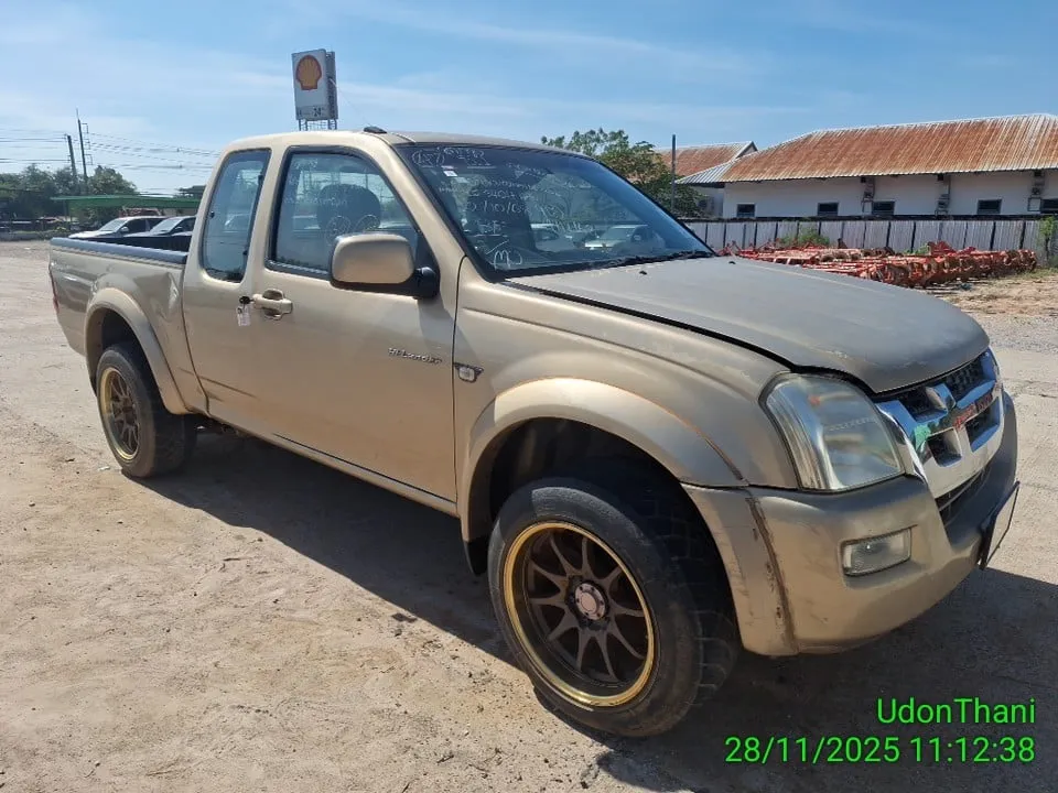 2004 Isuzu D-Max – 8