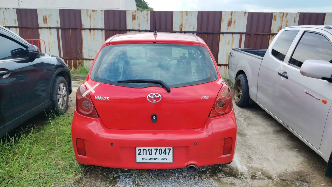 2016 Toyota Yaris – Exterior