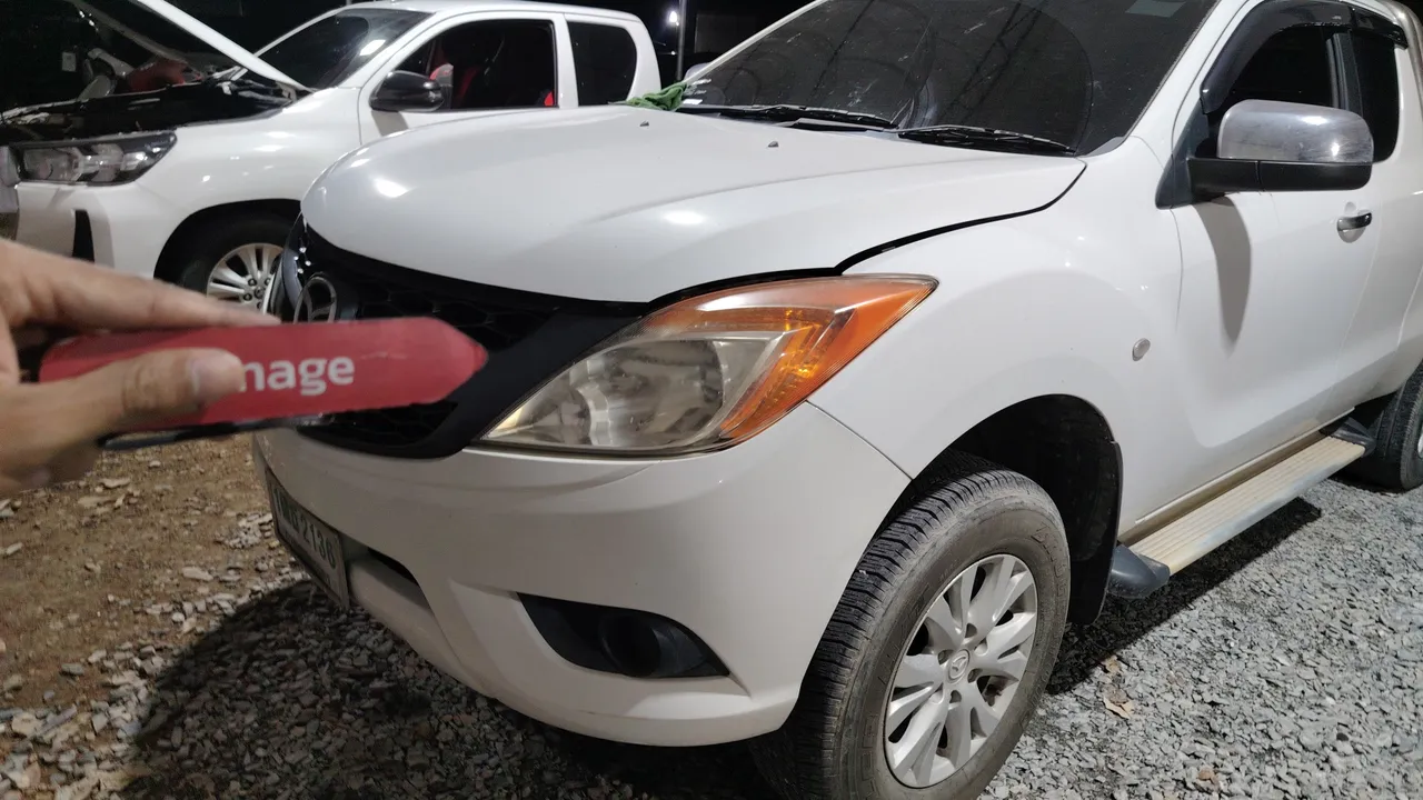 2014 Mazda BT-50 Pro – Exterior