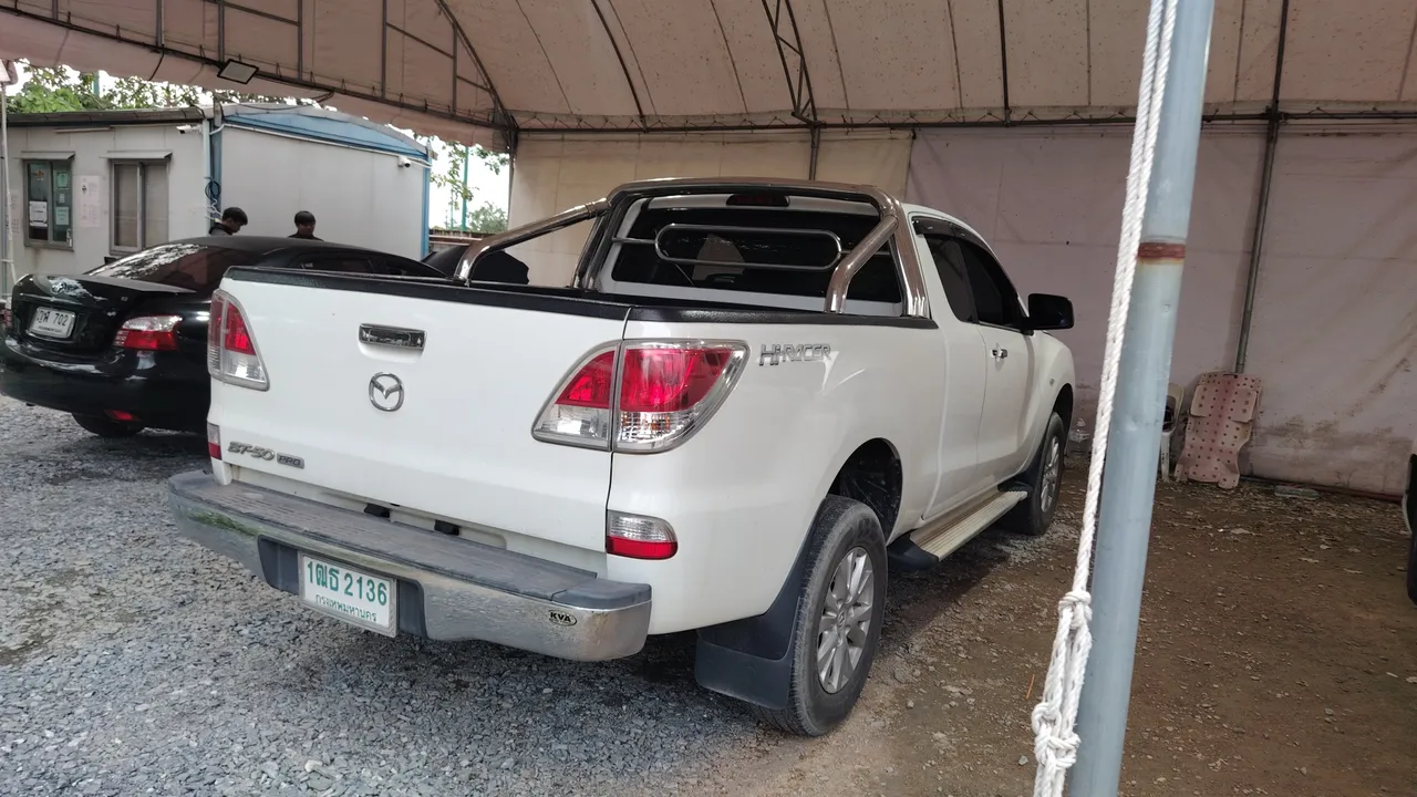 2014 Mazda BT-50 Pro – Exterior
