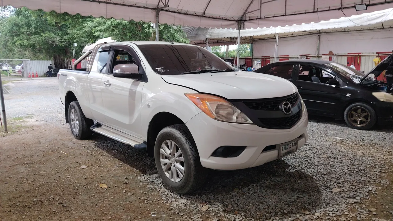 2014 Mazda BT-50 Pro – Exterior