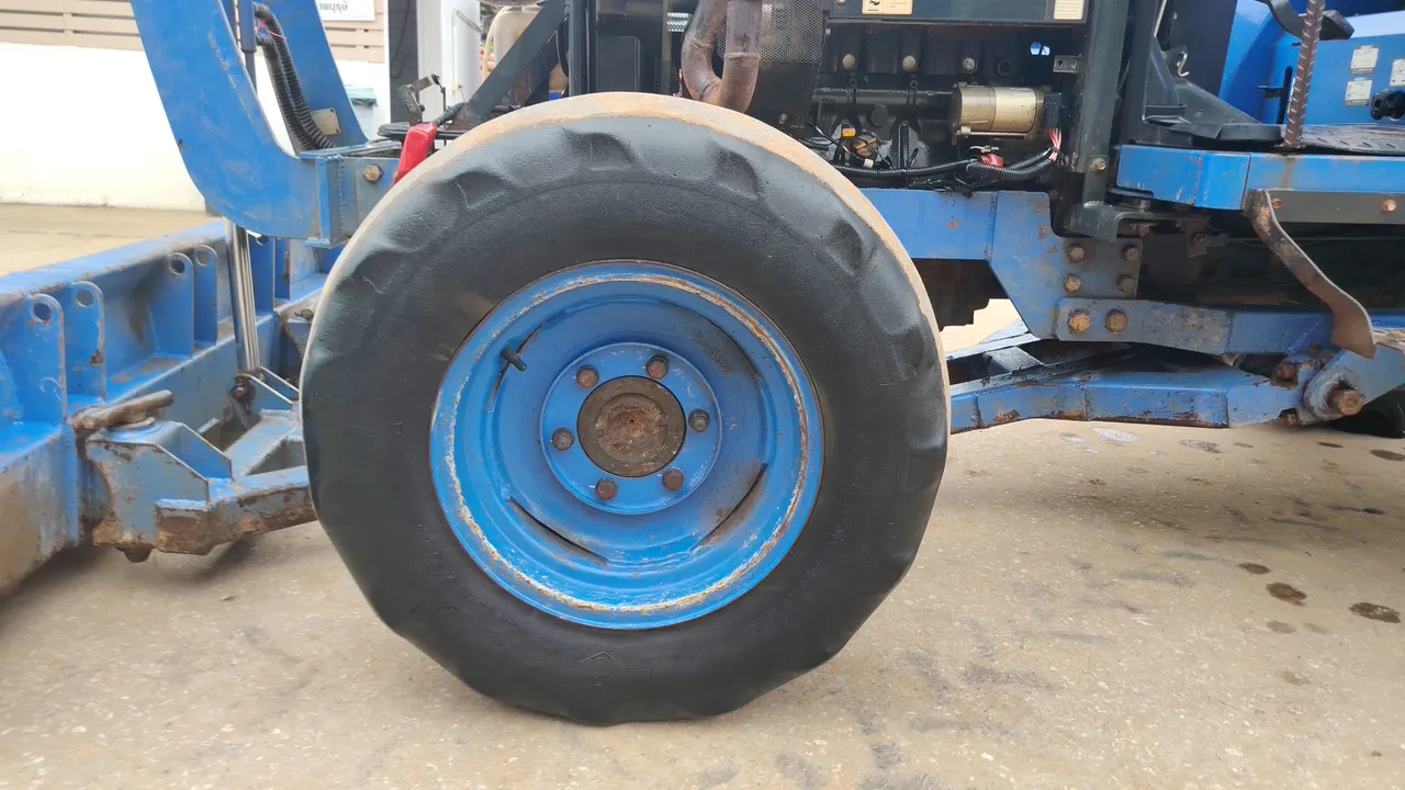 2019 Iseki NT554 – Exterior
