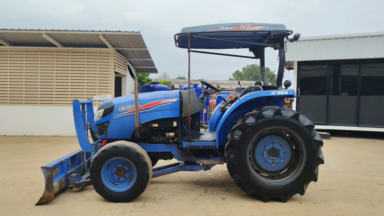 2019 Iseki NT554 – Exterior