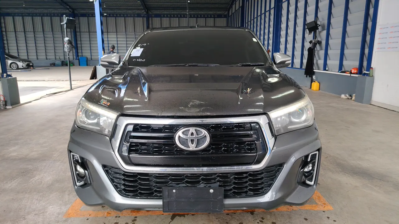 2015 Toyota Hilux Revo – Exterior