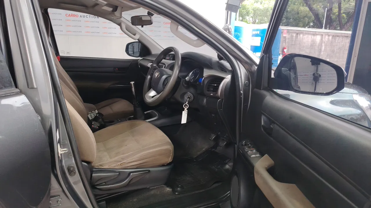 2015 Toyota Hilux Revo – Exterior