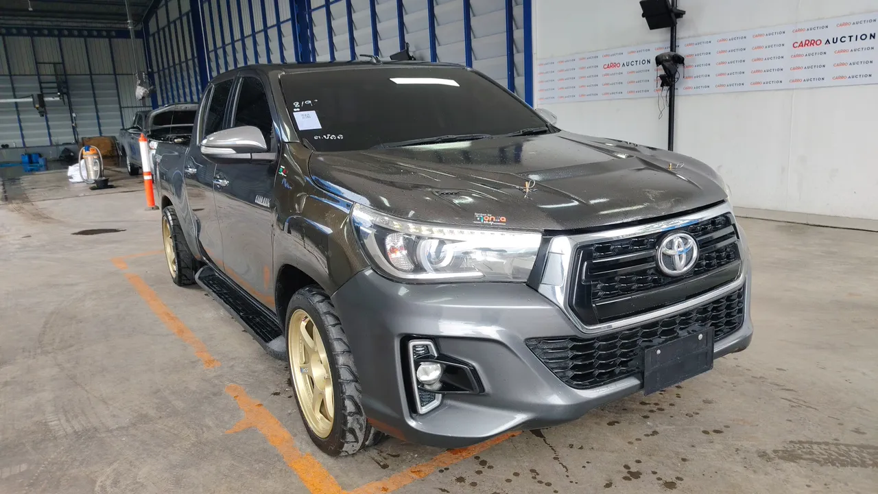 2015 Toyota Hilux Revo – Exterior