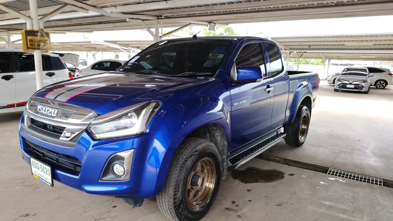 2018 Isuzu D-Max – Front
