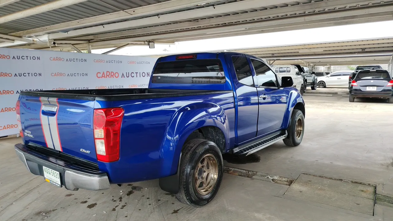 2018 Isuzu D-Max – Back