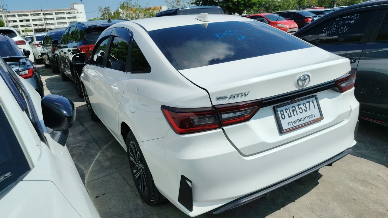 2025 Toyota Yaris Ativ – Exterior