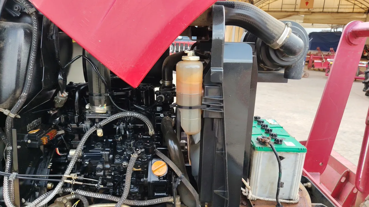 2021 Yanmar EF393T – Exterior