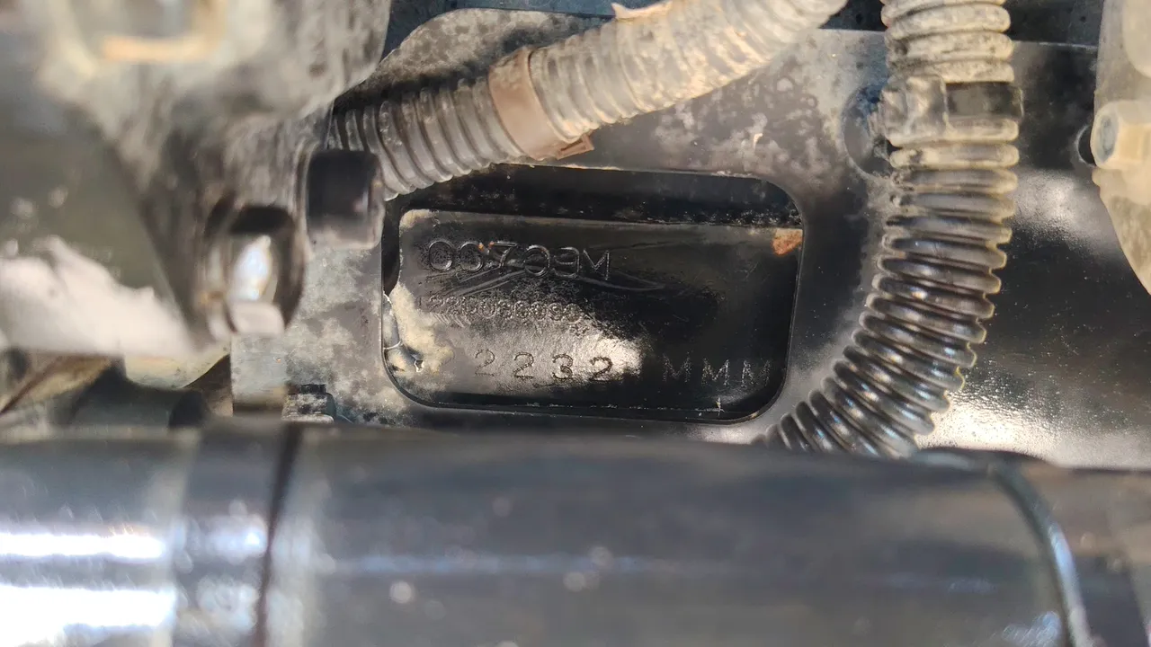 2022 Yanmar YM351R – Exterior