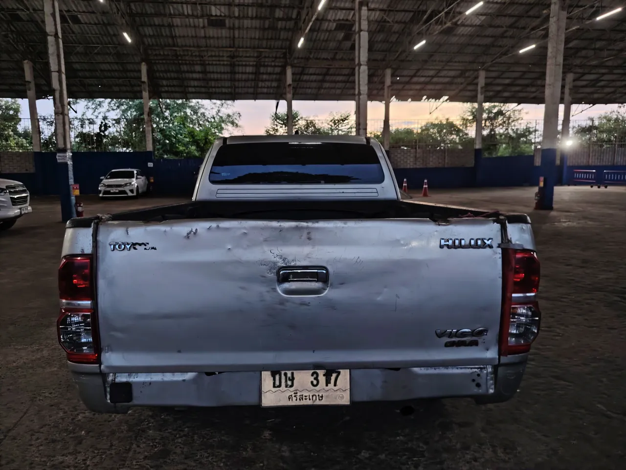 2013 Toyota Hilux Vigo – Exterior