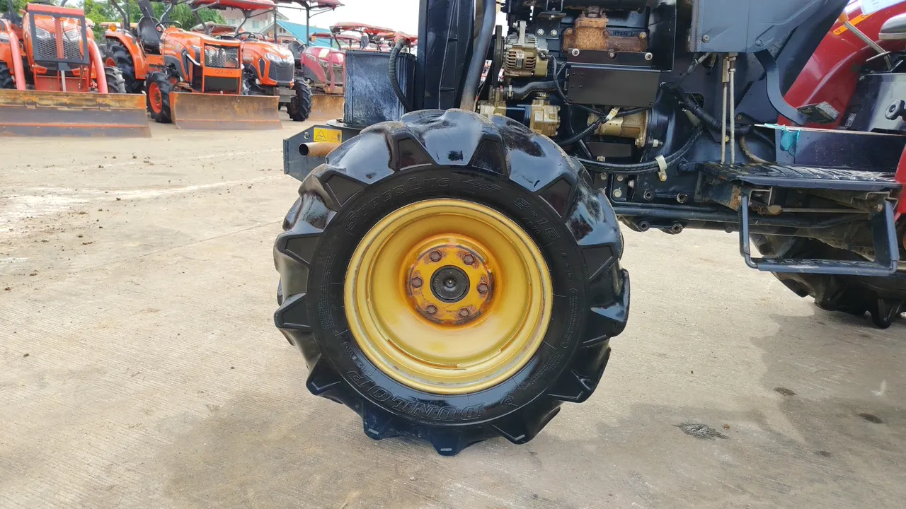 2022 Yanmar EF393T – Exterior