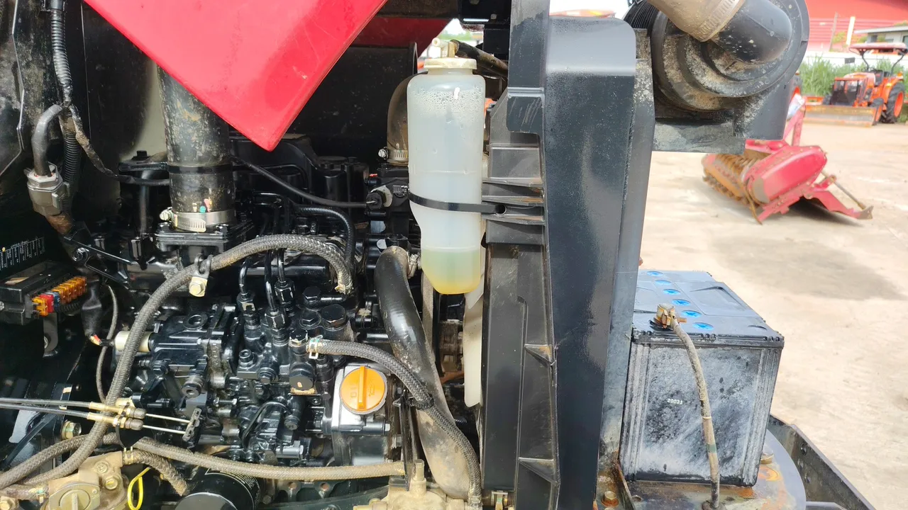 2022 Yanmar EF393T – Exterior
