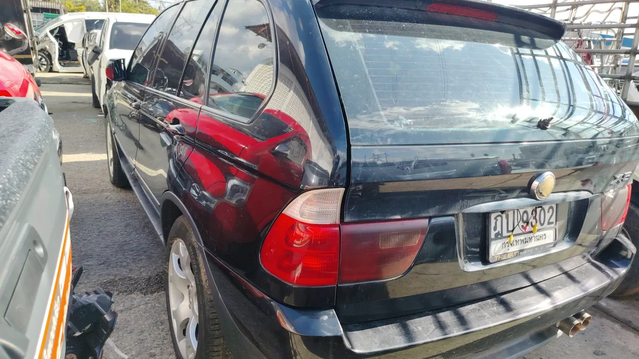 2004 BMW X5 – Exterior