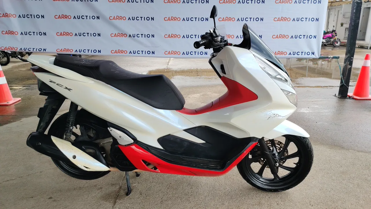 2019 Honda PCX – Side