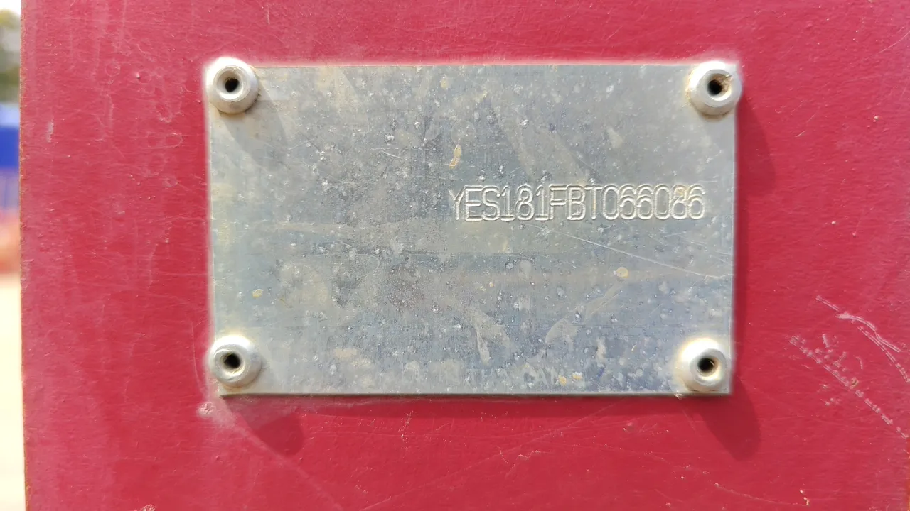 2022 Yanmar YM351A – Exterior