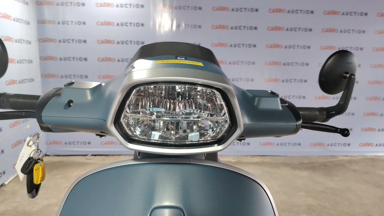 2026 Vespa Sprint – Exterior