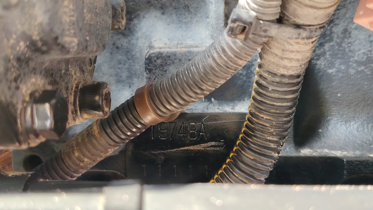2022 Yanmar YM351A – Exterior