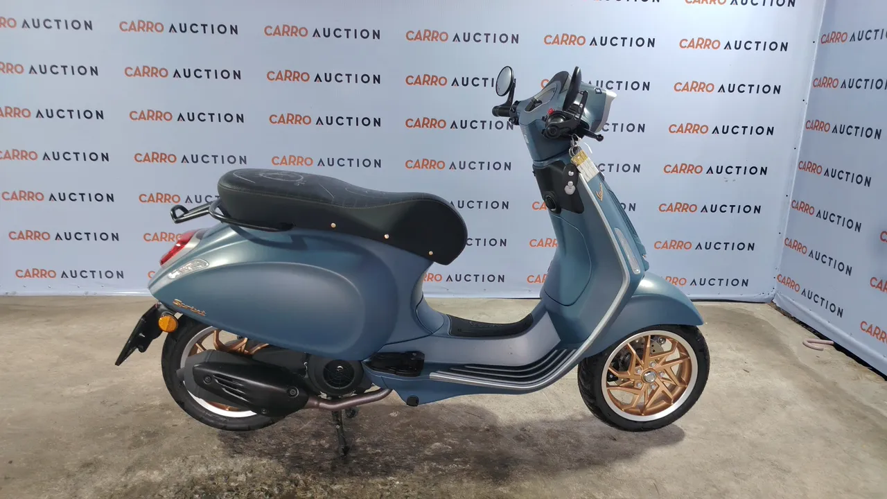 2026 Vespa Sprint – Exterior