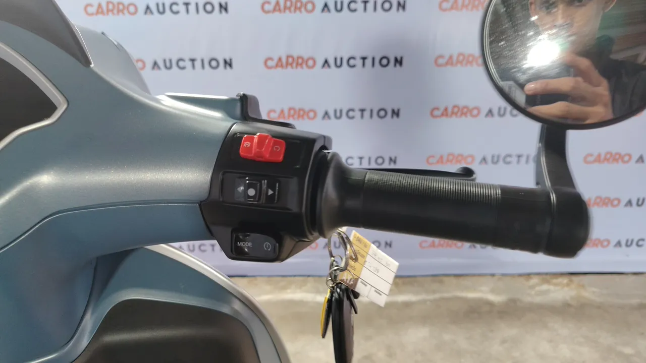 2026 Vespa Sprint – Exterior