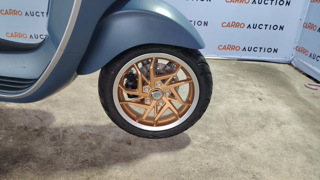 2026 Vespa Sprint – Exterior