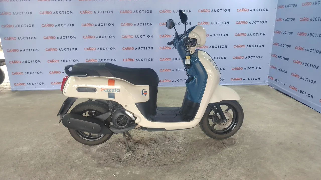 2025 Yamaha Fazzio – Side