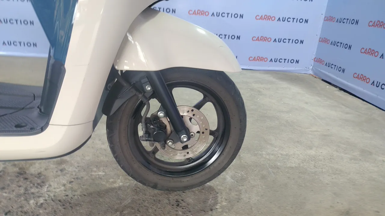 2025 Yamaha Fazzio – Wheel