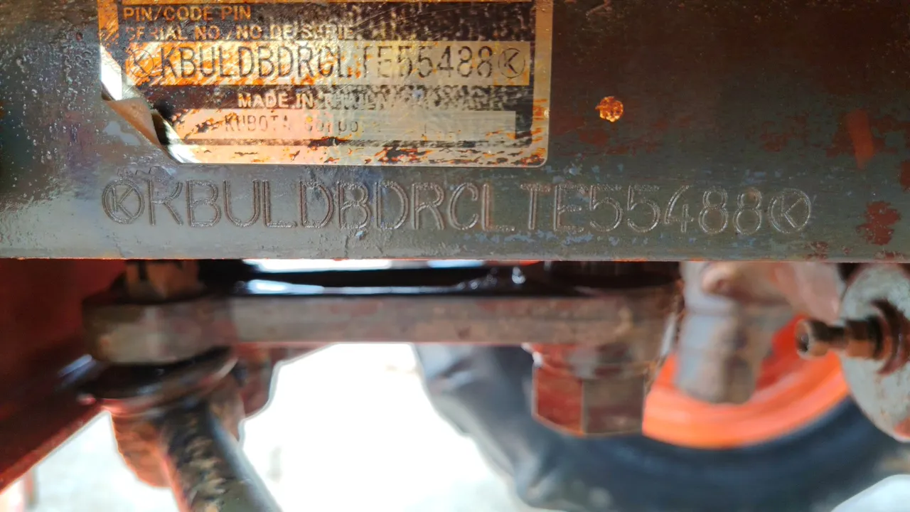 2016 Kubota L4018DT – Exterior