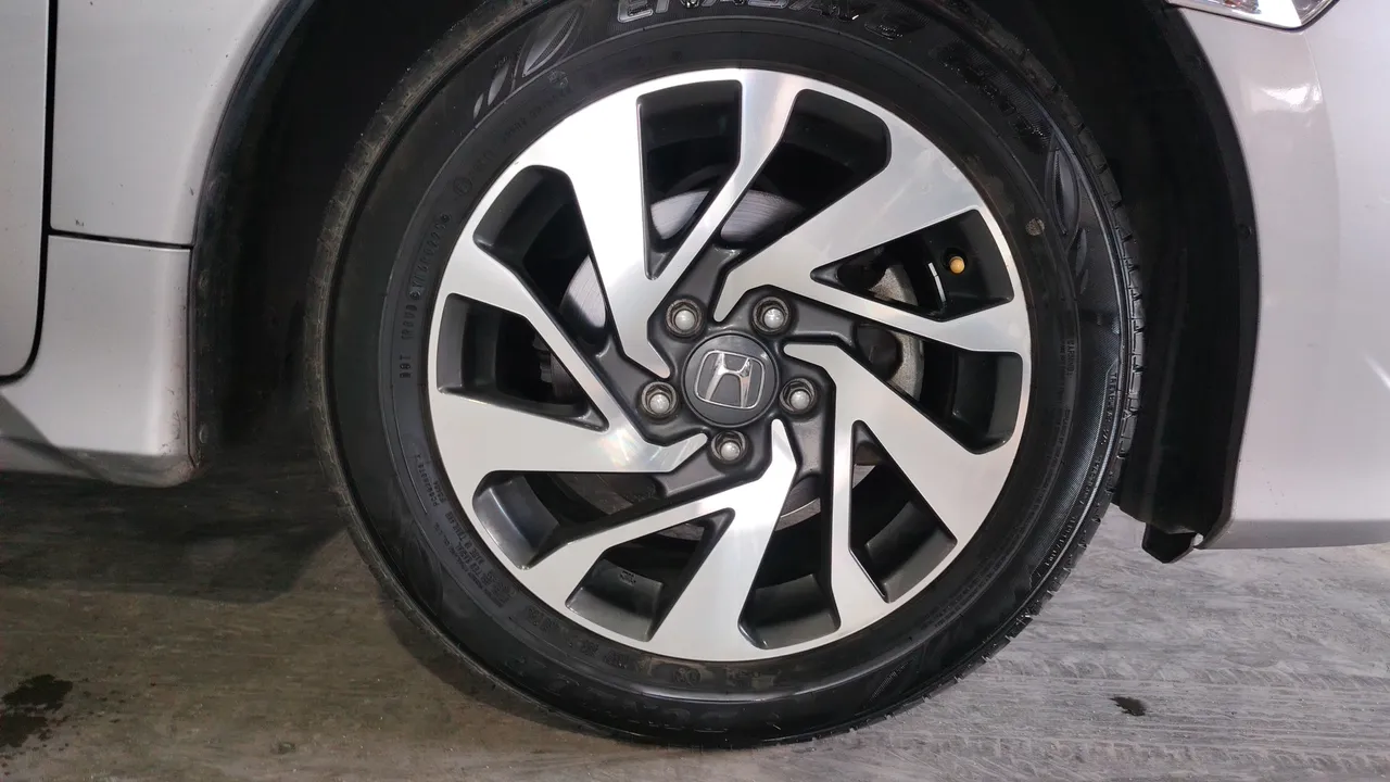2021 Honda Civic – Exterior