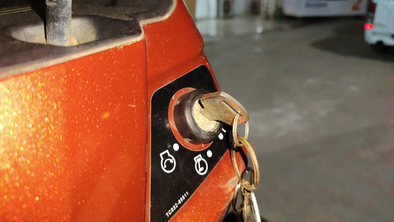Kubota L5018SP – Exterior